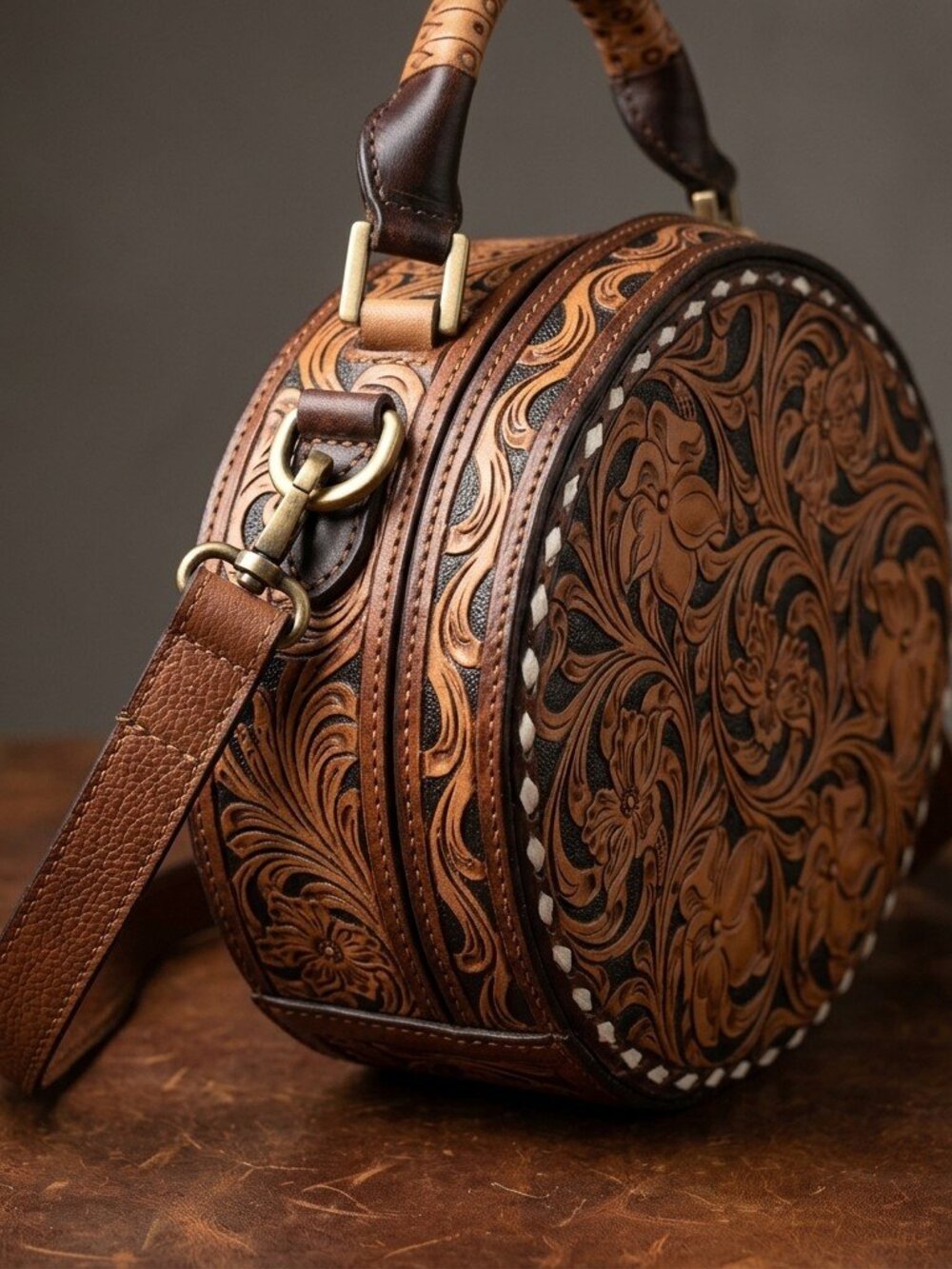 American Darling Western Bloom Tooled Crossbody Leather Canteen Bag - Picture 5 of 7